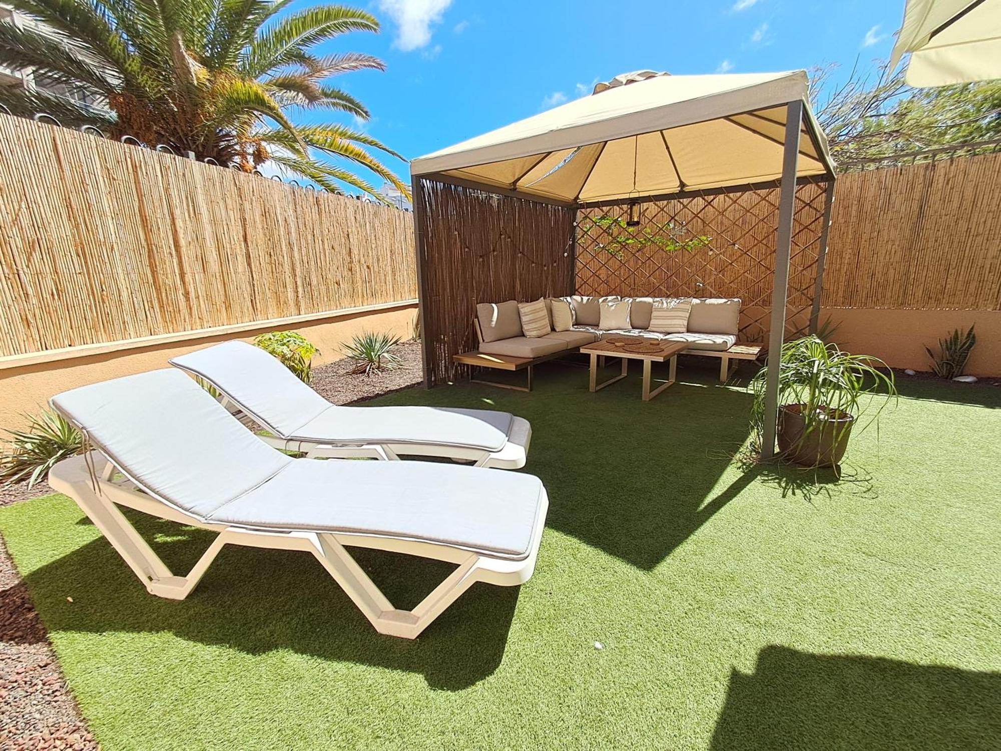 Spacious Apartment With Large Private Garden In Palm Mar Buitenkant foto
